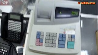 ���ິວເນື້ອສີຂາລົກຂາຍໃນລາຄາຂອງນາງຖົງແລະ